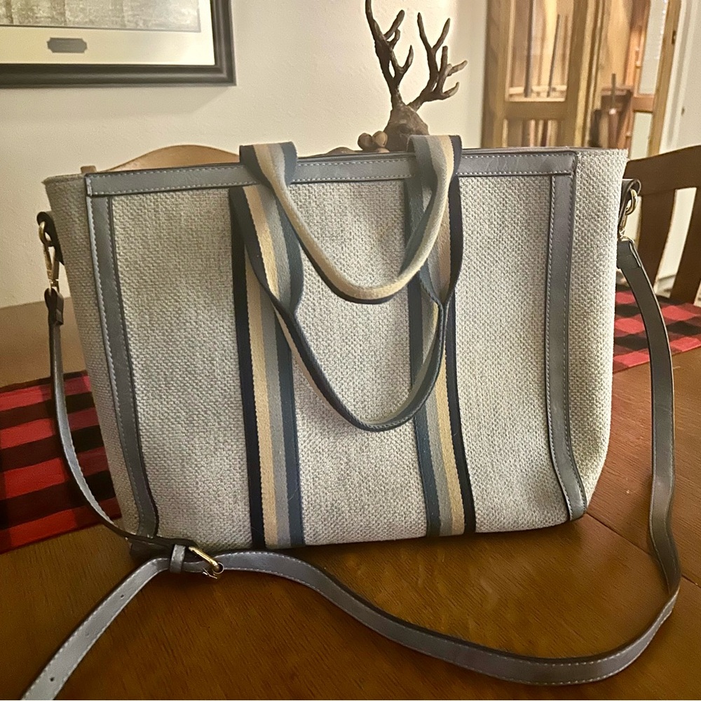 Elegant Cream and Blue Women's Tote Bag